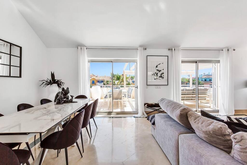 Yolo Spaces - Sotogrande Sea View Penthouse San Roque  Exteriör bild
