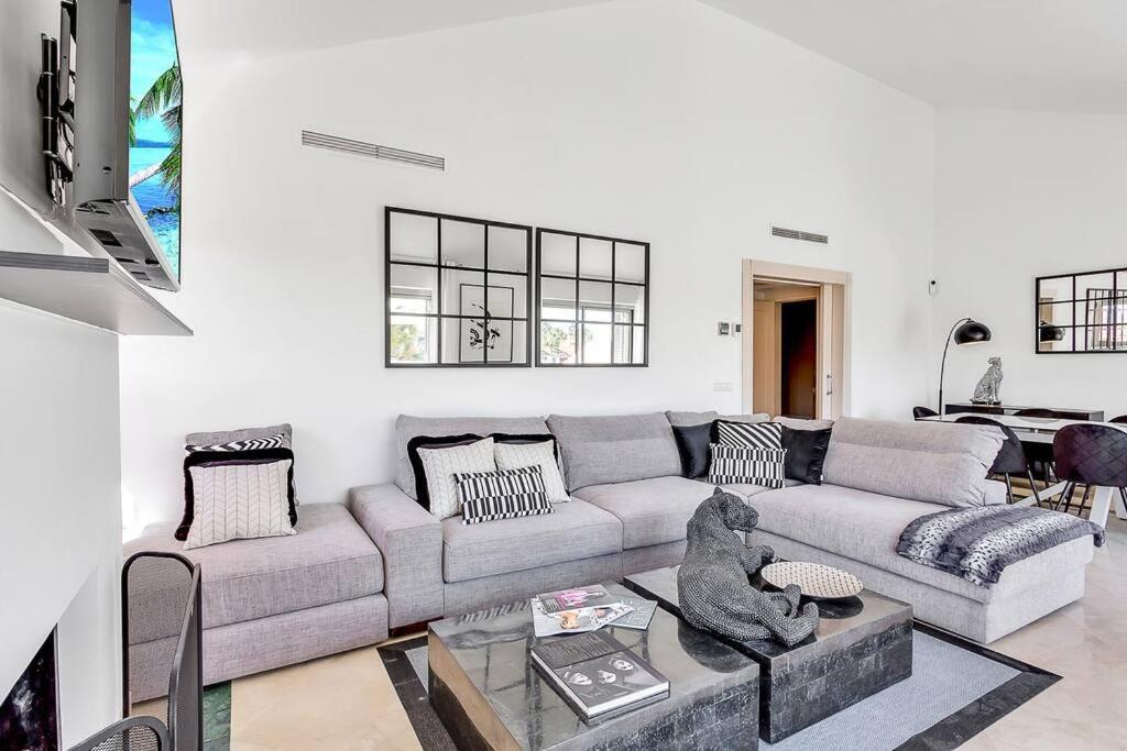 Yolo Spaces - Sotogrande Sea View Penthouse San Roque  Exteriör bild