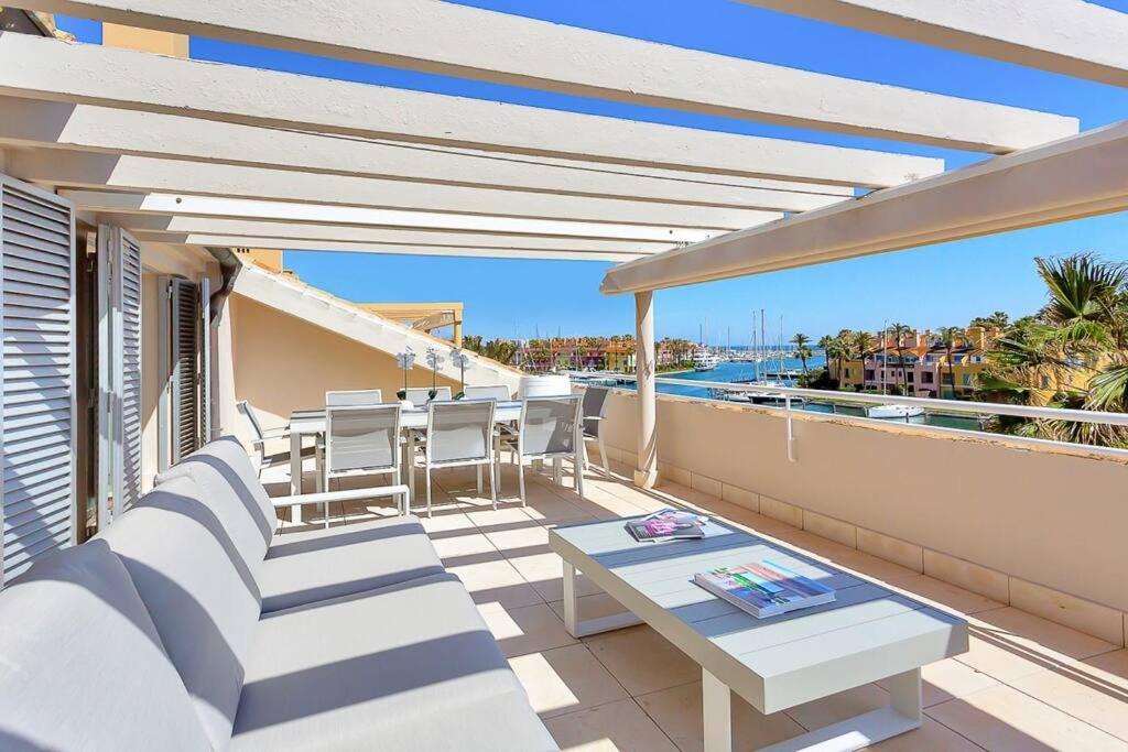 Yolo Spaces - Sotogrande Sea View Penthouse San Roque  Exteriör bild