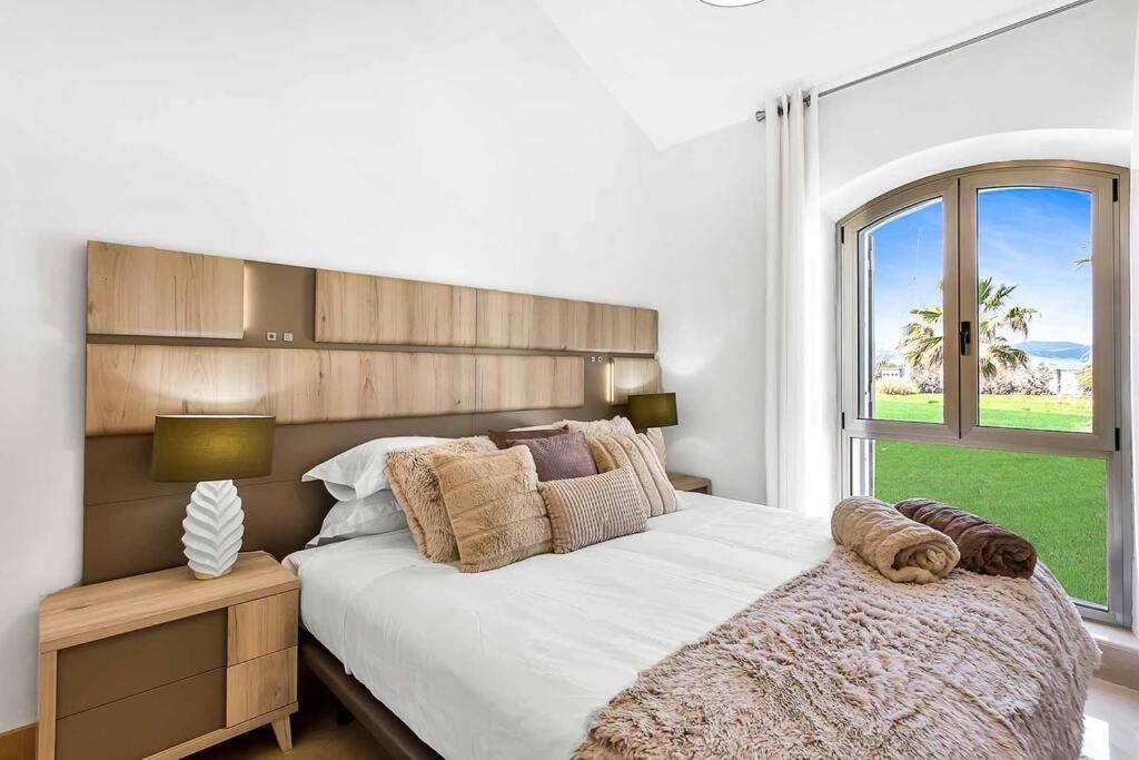 Yolo Spaces - Sotogrande Sea View Penthouse San Roque  Exteriör bild